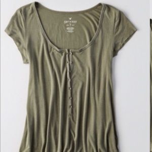 AEO SOFT & SEXY HENLEY T-SHIRT